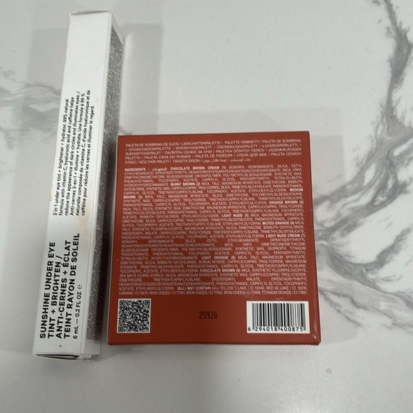 Huda beauty palette - Picture 2 of 3